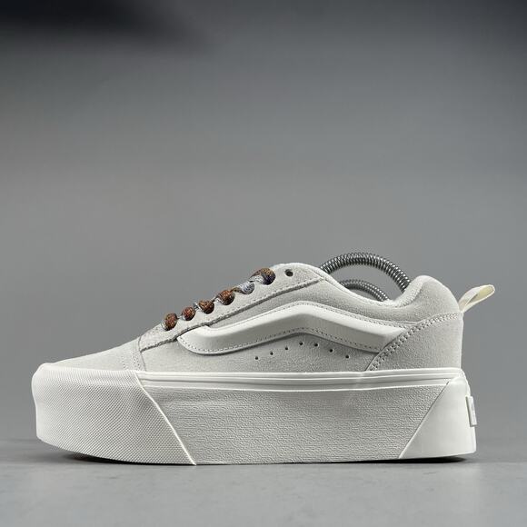 Vans Shoes - Vans Knu Skool Women’s Size 8 White Suede Casual Platform Sneaker Skate Shoe NEW